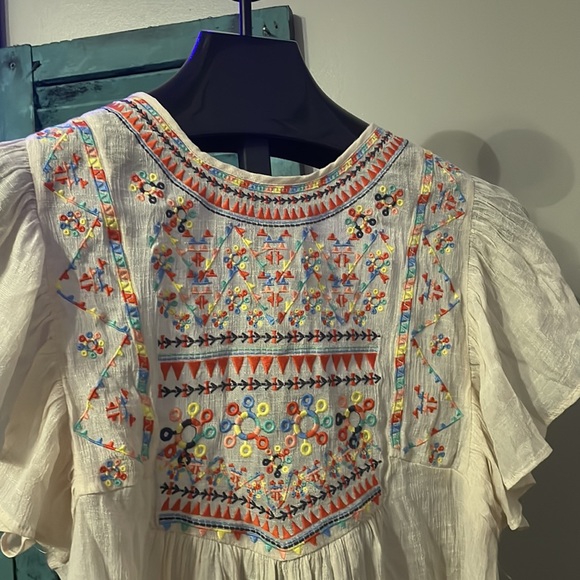 WOMANS THML TOP - Picture 2 of 2